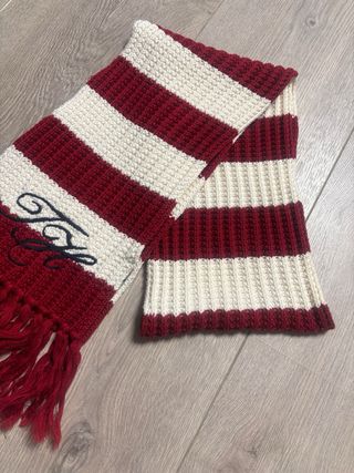 Conjunto Gorro y Bufanda Tommy Hilfiger Rayas