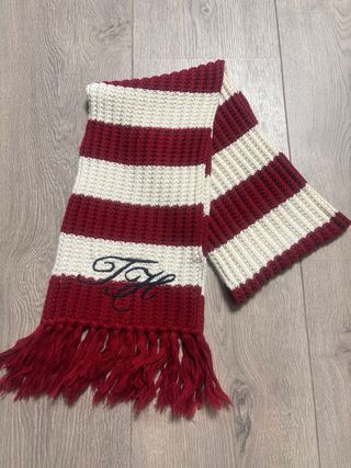 Conjunto Gorro y Bufanda Tommy Hilfiger Rayas