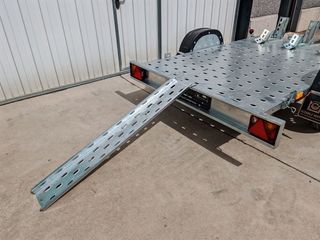 NUEVO: Remolque portamotos piso plano