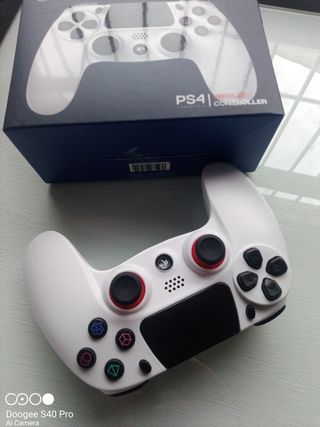 PS4 (PlayStation 4) + 2 Juegos