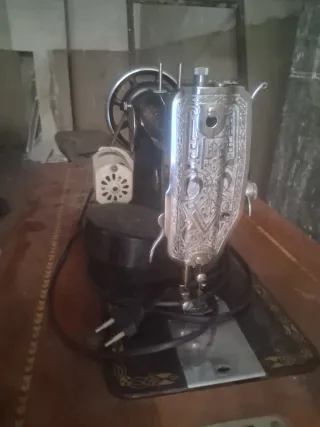Máquina de coser Sigma antigua