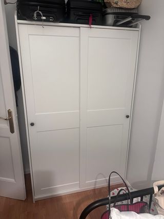 Armadio con ante scorrevoli IKEA