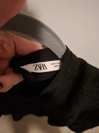 Camisa negra bordada