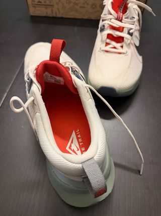 Nike Juniper Trail 43