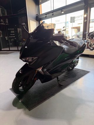 Yamaha TMAX 530