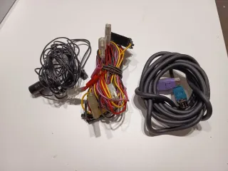 Alpine KCE-400BT Bluetooth PARROT