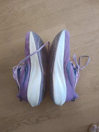 Zapatillas running Saucony Triumph 23