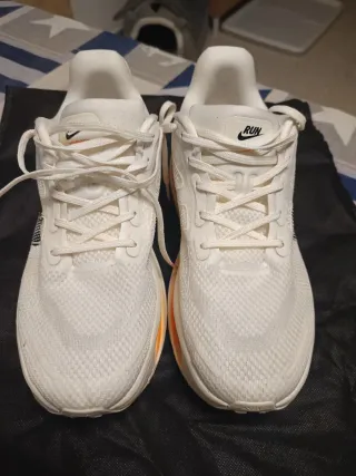 Nike Vomero Premium Blancas Naranja