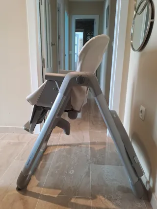 Trona Inglesina Portátil Evolutiva. INGLESINA.