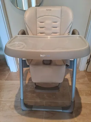 Trona Inglesina Portátil Evolutiva. INGLESINA.