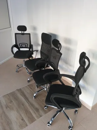 Sillas de oficina negras