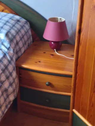 Rebajo dormitorio doble completo de madera maciza