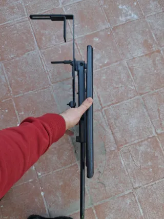 Tavolo pieghevole in metallo ideale per balcone o terrazzo