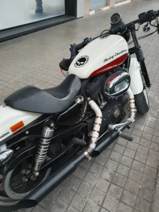 Harley Davidson 883 Superlow,