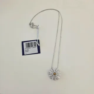 Collar Swarovski Eternal Flower Nuevo