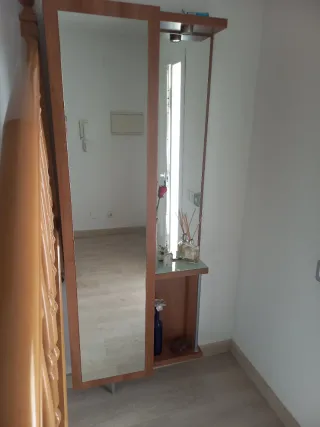 Mueble recibidor con iluminación