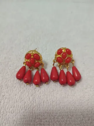 Pendientes Corales Piedra Dorados