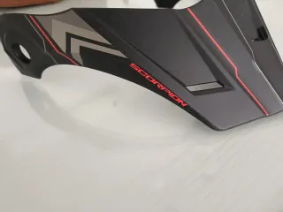 Mentonera Scorpion Exo Combat Negra nouevo