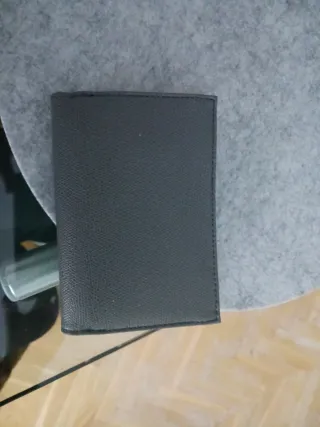 Cartera monedero Guess gris