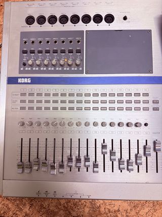KORG D16XD Digital Recording Studio