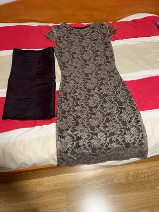 Vestido de fiesta con chal marrón y dorado