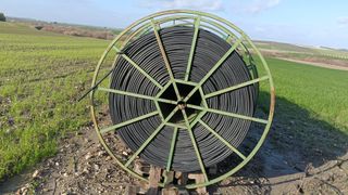 Rollos de goma de goteo con carretes