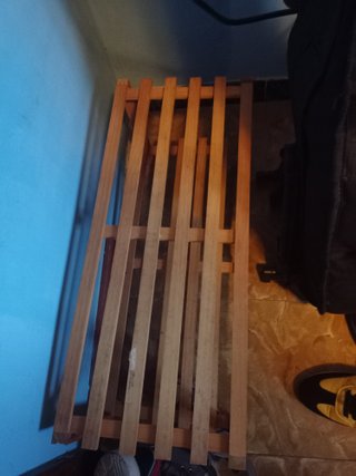 Zapatero de madera