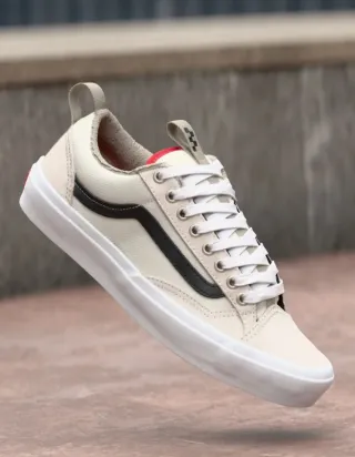 Zapatillas Vans Beige/Blanco Unisex.