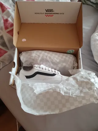 Zapatillas Vans Beige/Blanco Unisex.