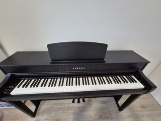 Piano Yamaha Clavinova CLP 735 Negro Pulido