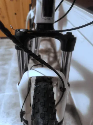 Bicicleta Trek 4500 Disc Alpha Gold #TMB #deporte