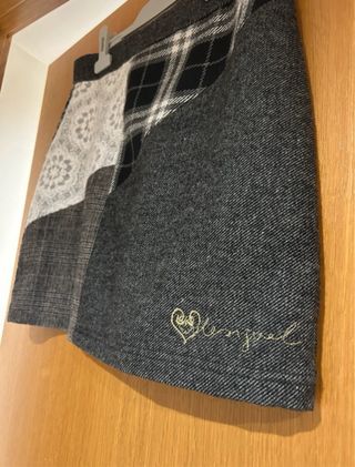 Falda corta Desigual patchwork