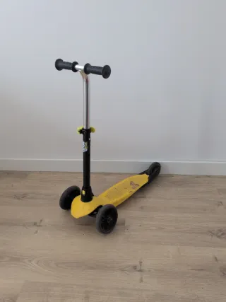 Patinete infantil Oxelo Decathlon amarillo gratis