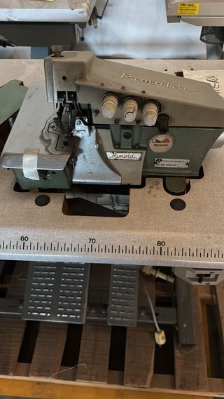 Máquina de coser Singer 892