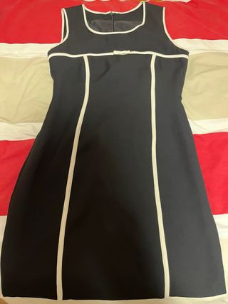 Vestido negro fiesta con ribete en crudo