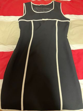 Vestido negro fiesta con ribete en crudo