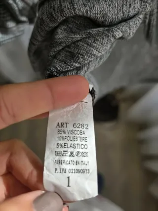 Lote 2 jerséis cuadros gris y rojo