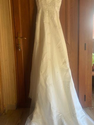 Vestido de Novia Blanco con Pedrería