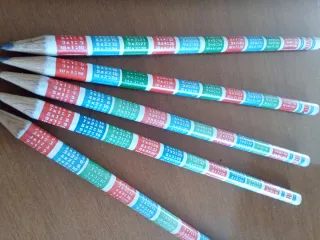 5 Matite Vintage con Tavole di Moltiplicazione