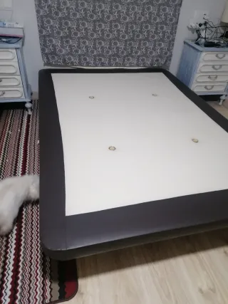 Base de cama en perfecto estado.