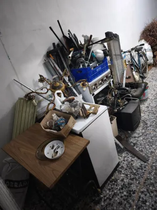 Se regala chatarra variada