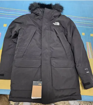 Chaqueta The North Face Negra con Capucha