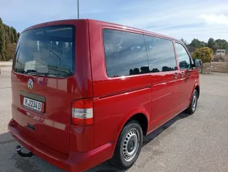 Volkswagen Caravelle 2011
