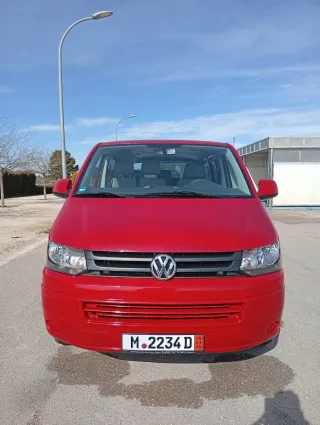 Volkswagen Caravelle 2011