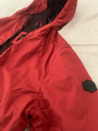 Chaqueta LC Waikiki Roja Talla M