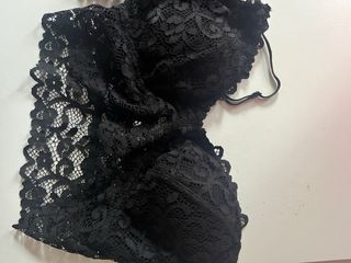 Lote de Tops Encaje Negro y verde militar