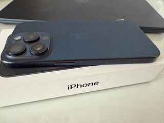 iPhone 15 Pro 256GB Azul