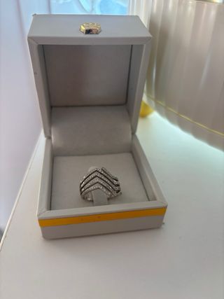 Anillo plata con diamantes