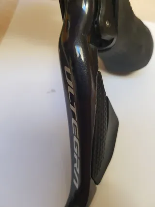 Maneta Shimano Ultegra ST-R8070