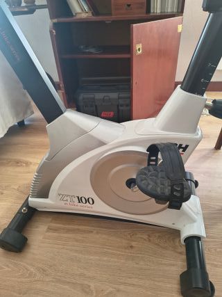 Bicicleta Estática BH ZT100